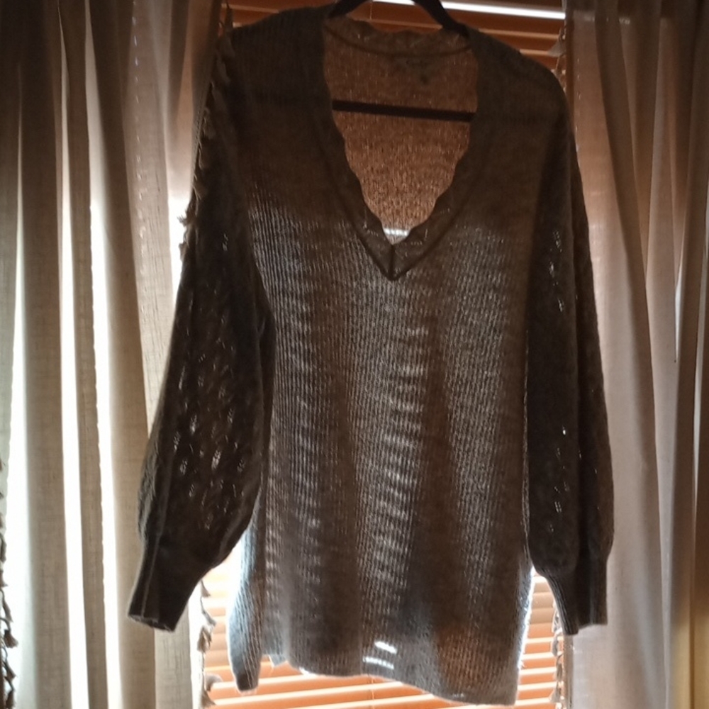 Jessica Simpson Charcoal V-Neck Sweater